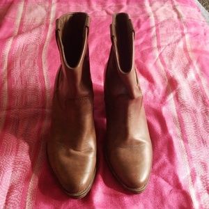 Brown boots